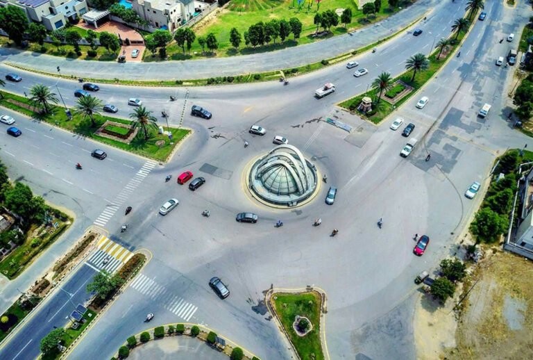 1 kanal plot for sale in Phase 5 DHA Lahore — 1 kanal in Lahore — PKR 40,000,000