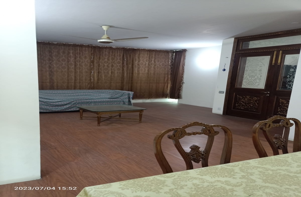 2 Kanal House for Rent in 