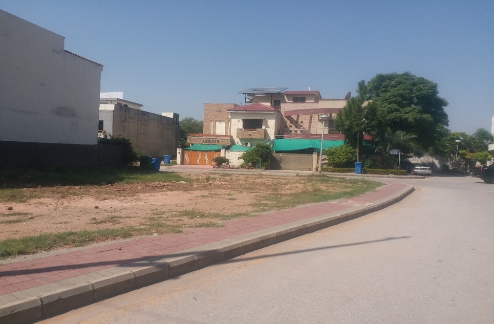 13 Marla Plot for Sale in Phase 6, Bahria town, Islamabad