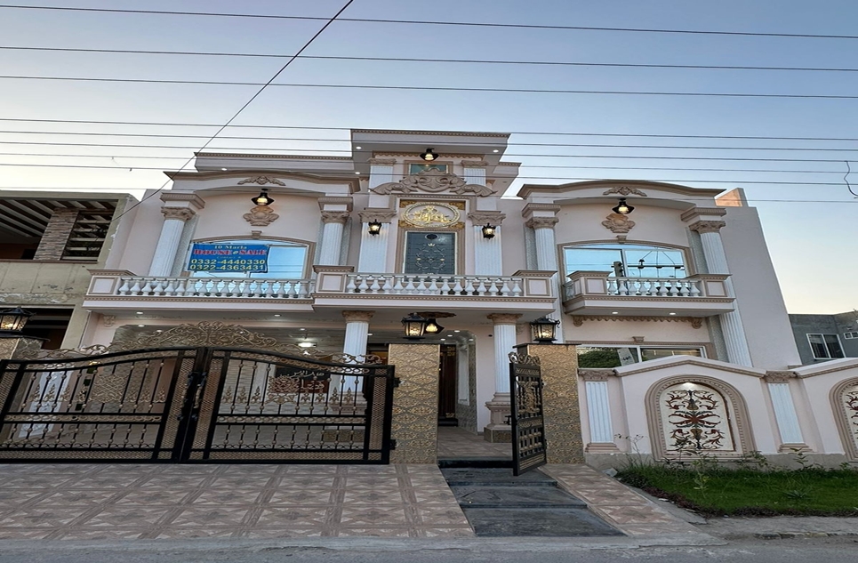 10 marla house for sale in Bismillah Housing Scheme Lahore