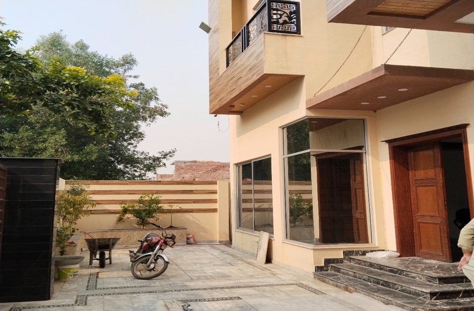 18 marla house for sale in Phase 9 DHA Lahore