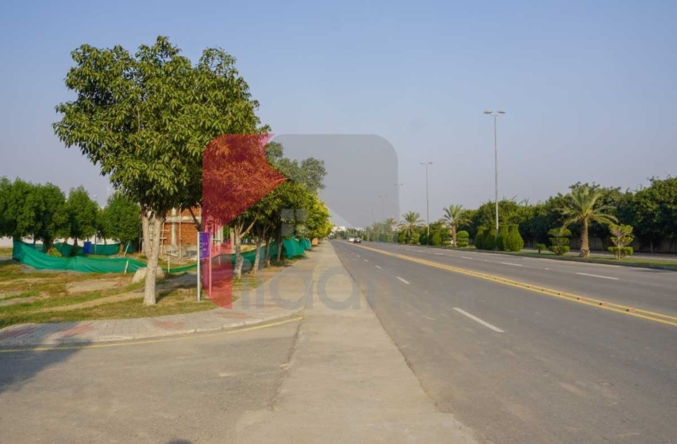 5 marla plot for sale in Bahria Orchard Lahore