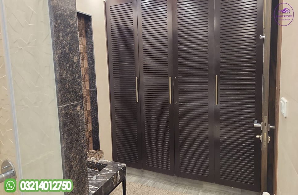 1 kanal house for sale in Phase 7 DHA Lahore