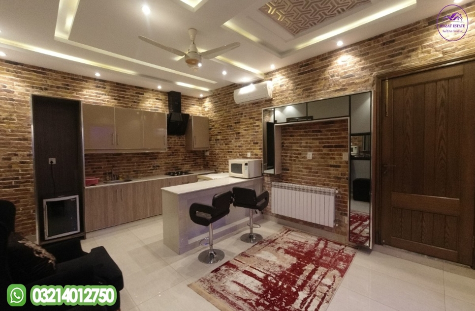 1 kanal house for sale in Phase 7 DHA Lahore