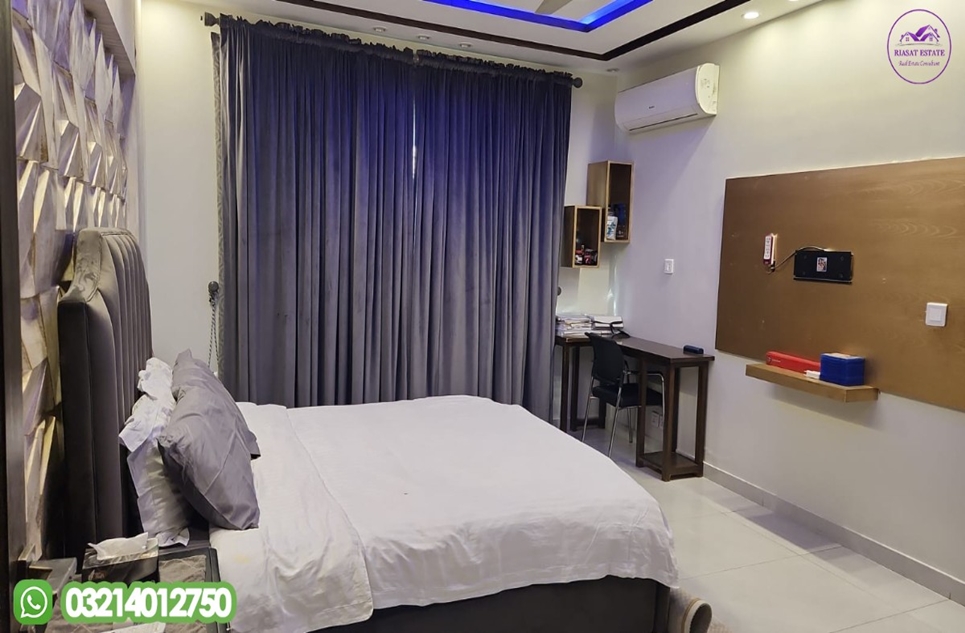 1 kanal house for sale in Phase 7 DHA Lahore