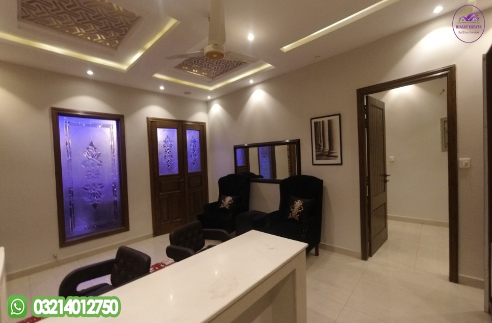 1 kanal house for sale in Phase 7 DHA Lahore