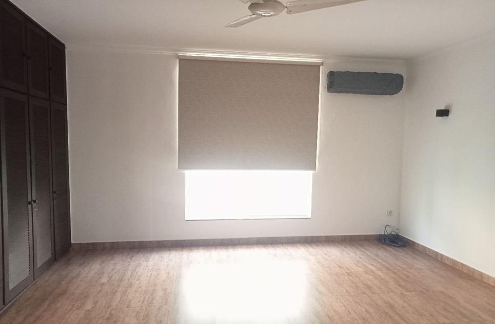 1 kanal house for rent in DHA Lahore