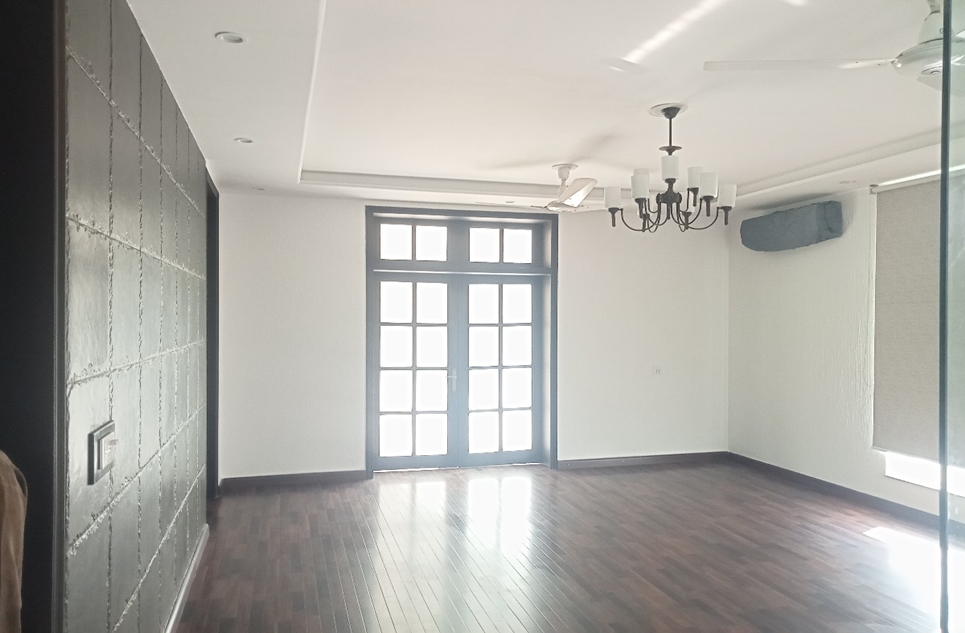 1 kanal house for rent in DHA Lahore