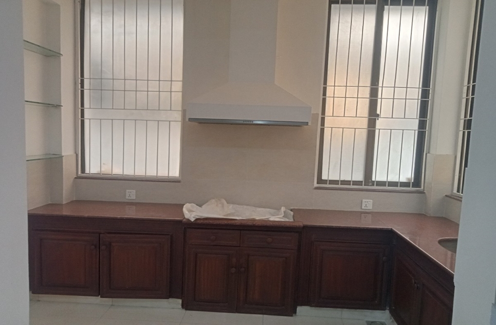 1 kanal house for rent in DHA Lahore