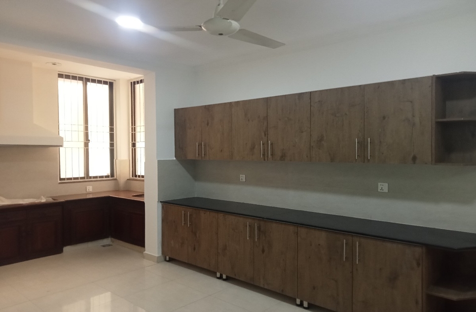 1 kanal house for rent in DHA Lahore