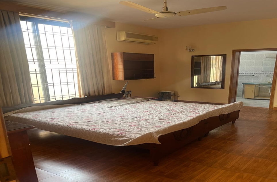 1 kanal house for sale in DHA Lahore
