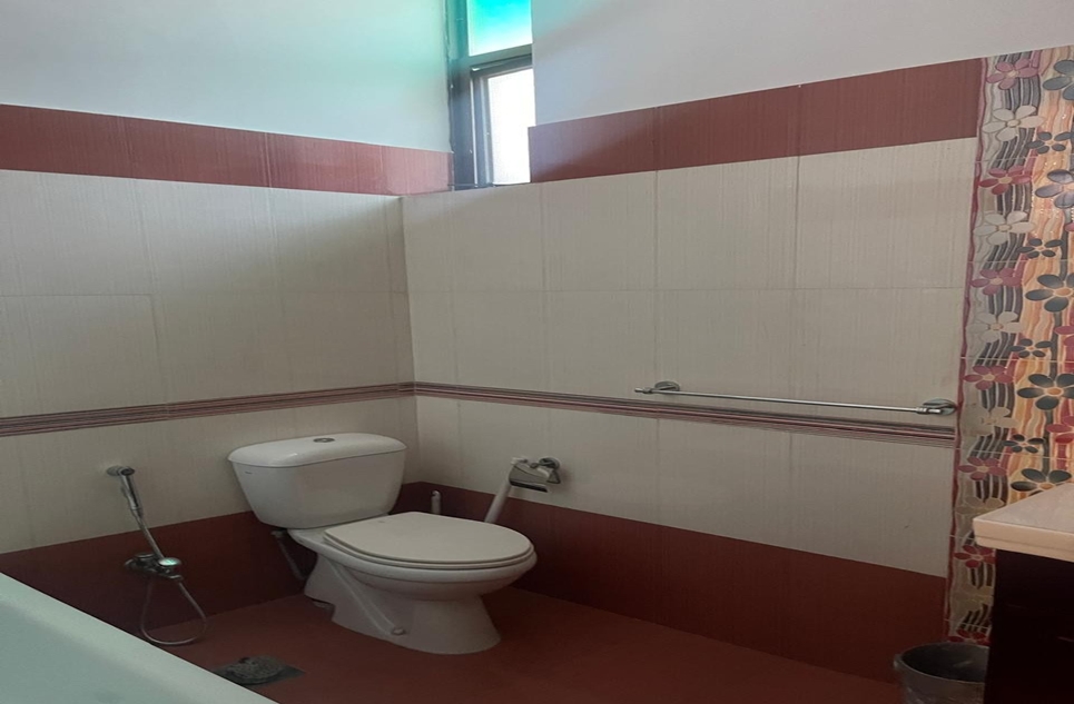 1 kanal house for sale in DHA Lahore