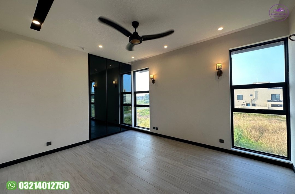 10 marla house for sale in Phase 7 DHA Lahore