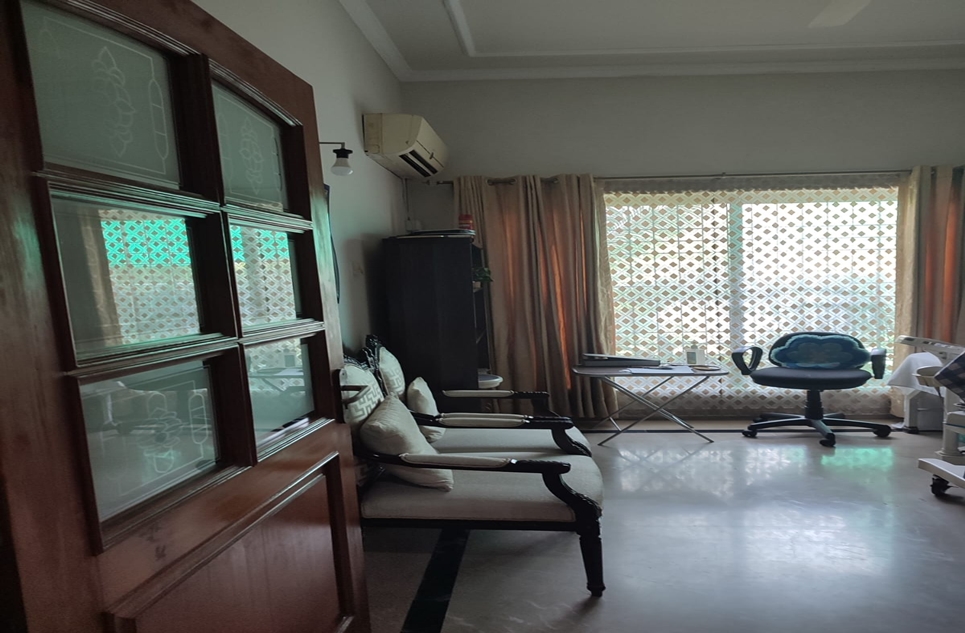 1 kanal house for sale in DHA Lahore