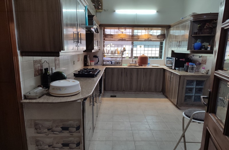 1 kanal house for sale in DHA Lahore