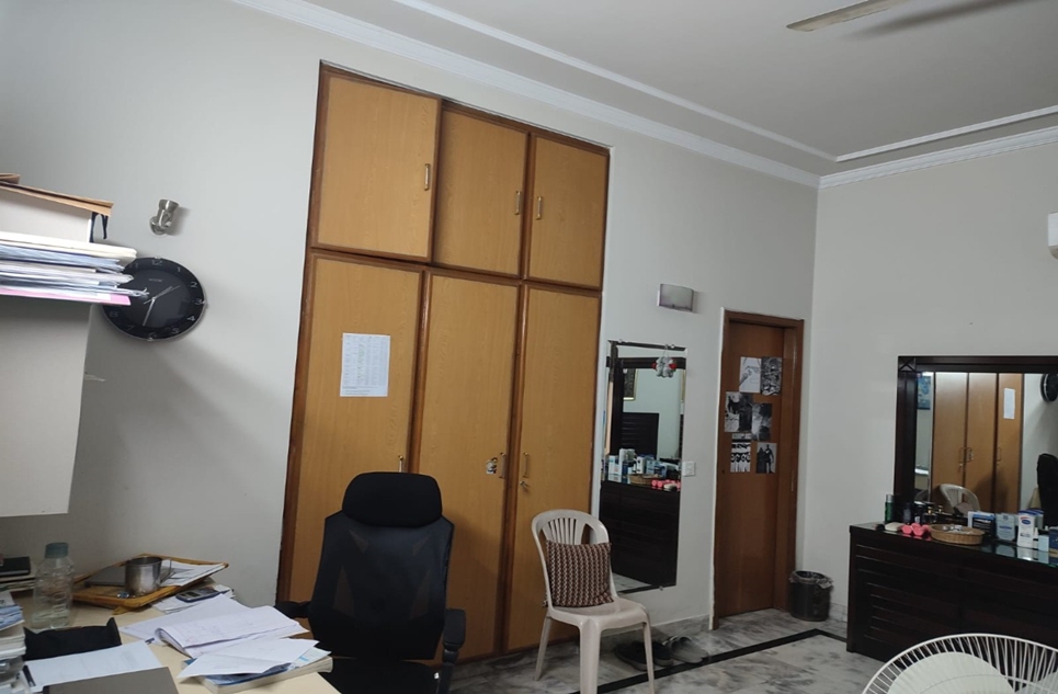 1 kanal house for sale in DHA Lahore