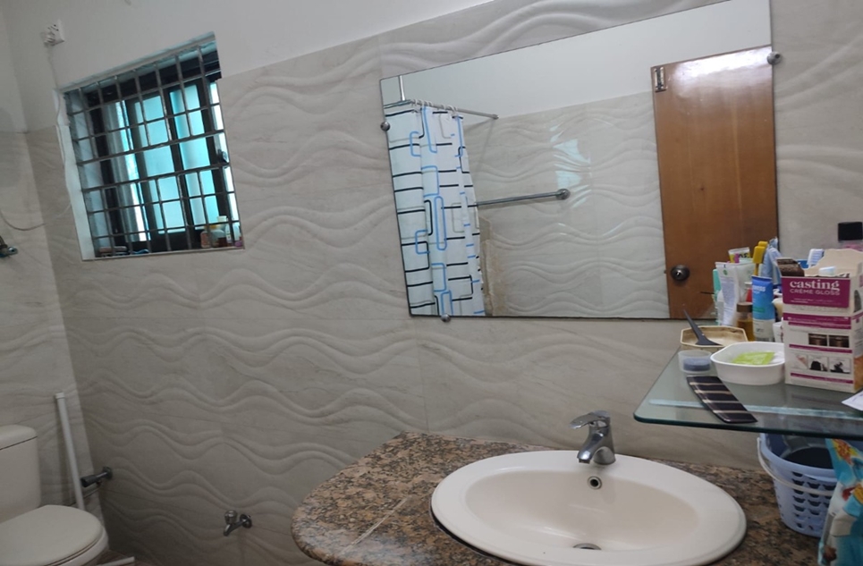 1 kanal house for sale in DHA Lahore