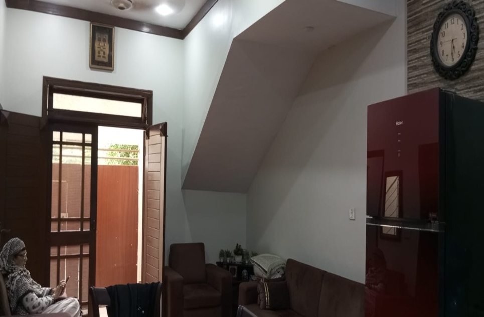 100 square yard house for sale in Phase 7 Extension DHA Karachi