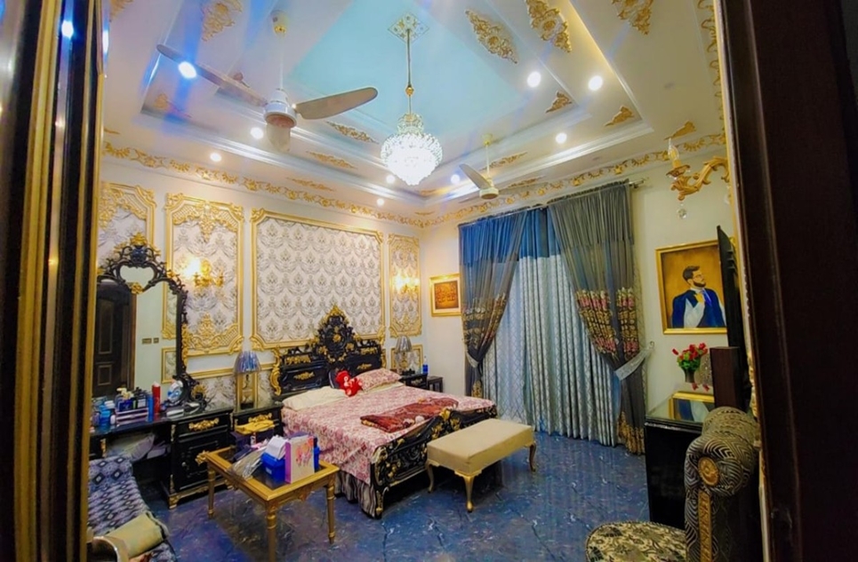 1 kanal house for sale in DHA Lahore