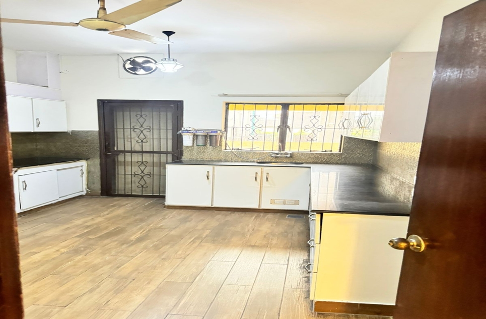 1 kanal house for sale in DHA Lahore