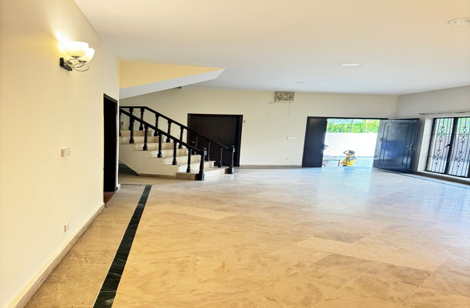 1 kanal house for sale in DHA Lahore