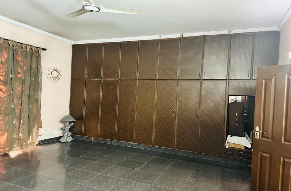 1 kanal house for sale in Phase 1 Wapda Town Lahore