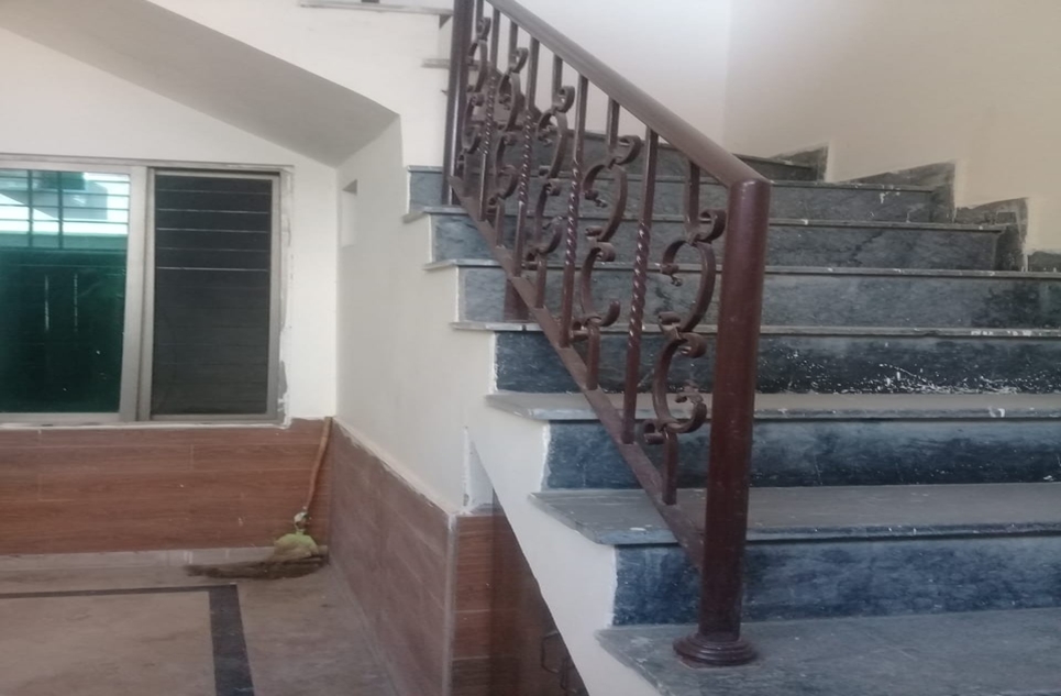 5 beds  apartment for sale in Gulshan-e-Lahore Lahore