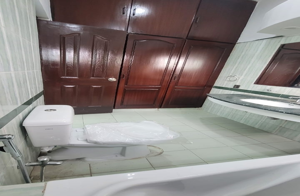 1 kanal house for sale in DHA Lahore