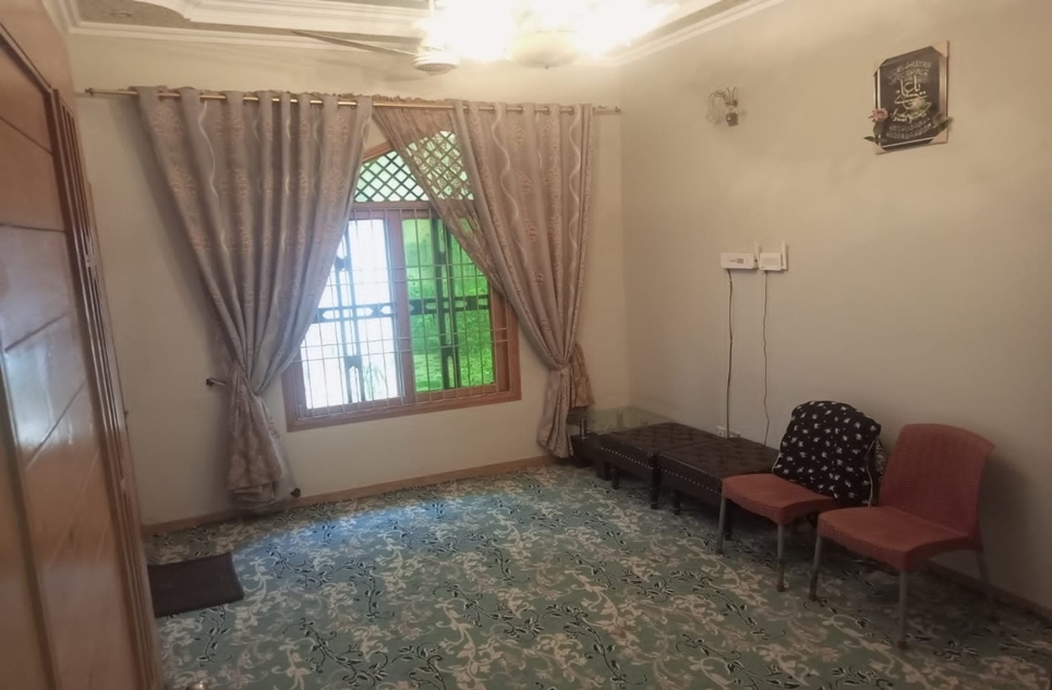 120 square yard house for sale in Saadi Town Karachi