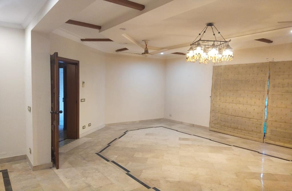 1 kanal house for sale in DHA Lahore