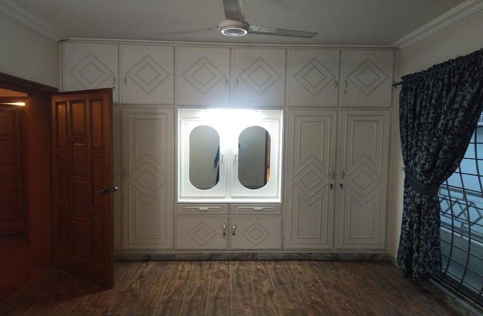 1 kanal house for sale in DHA Lahore
