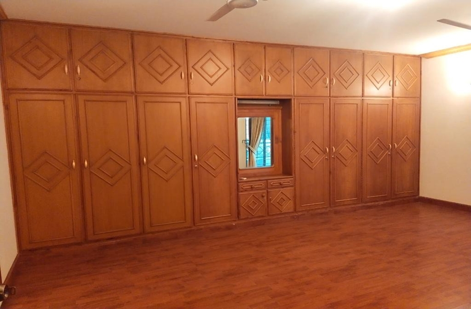 1 kanal house for sale in DHA Lahore