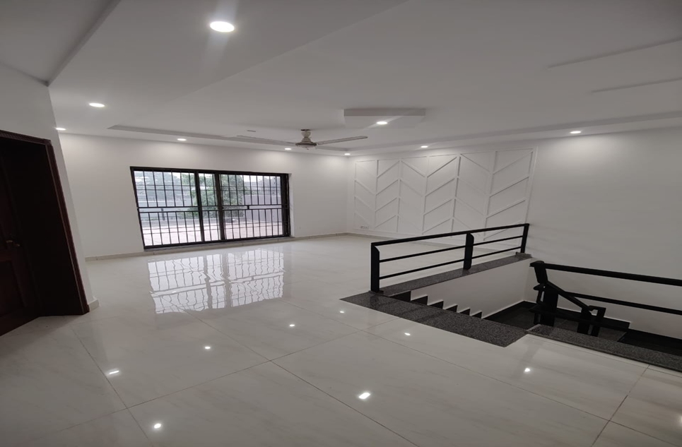 10 marla house for sale in DHA Lahore