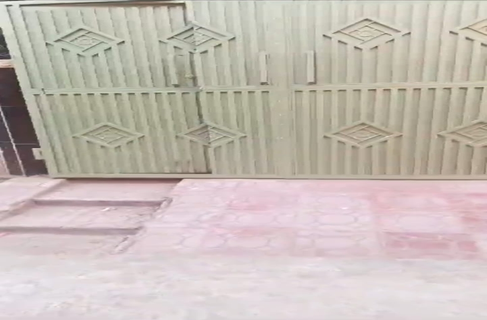 2.50 marla house for sale in Madina Colony Lahore