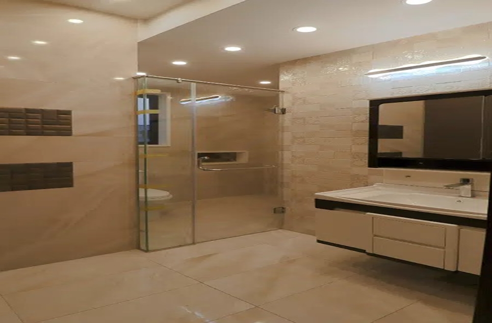 1 kanal house for rent in DHA Lahore