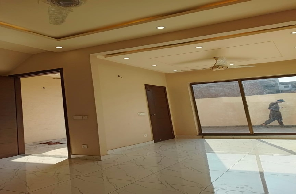 4 marla house for rent in GT Road Lahore