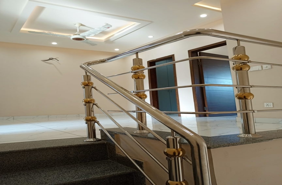 4 marla house for rent in GT Road Lahore