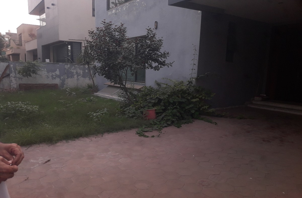 1 kanal house for sale in DHA Lahore