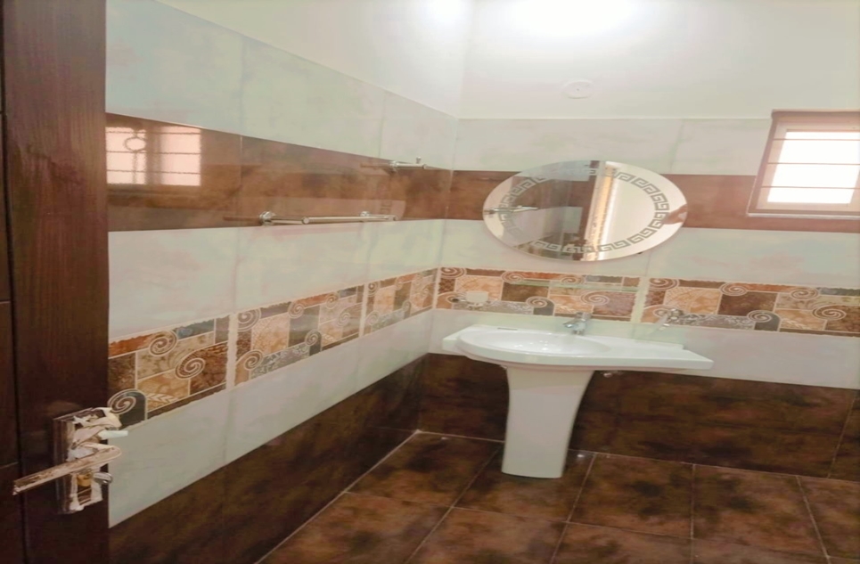 5 marla house for sale in Rahbar - Phase 2 DHA Lahore