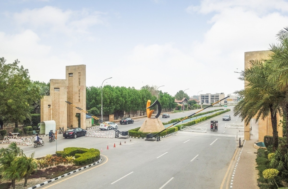 5 marla plot for sale in Lake City Lahore