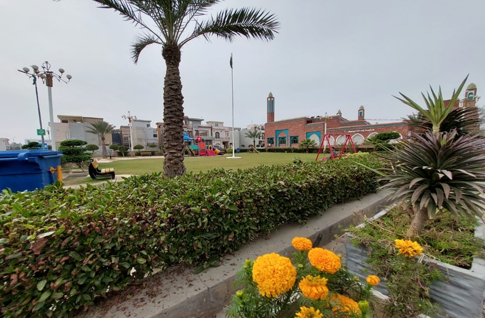 5 marla plot for sale in Phase 2 Al-Kabir Town Lahore