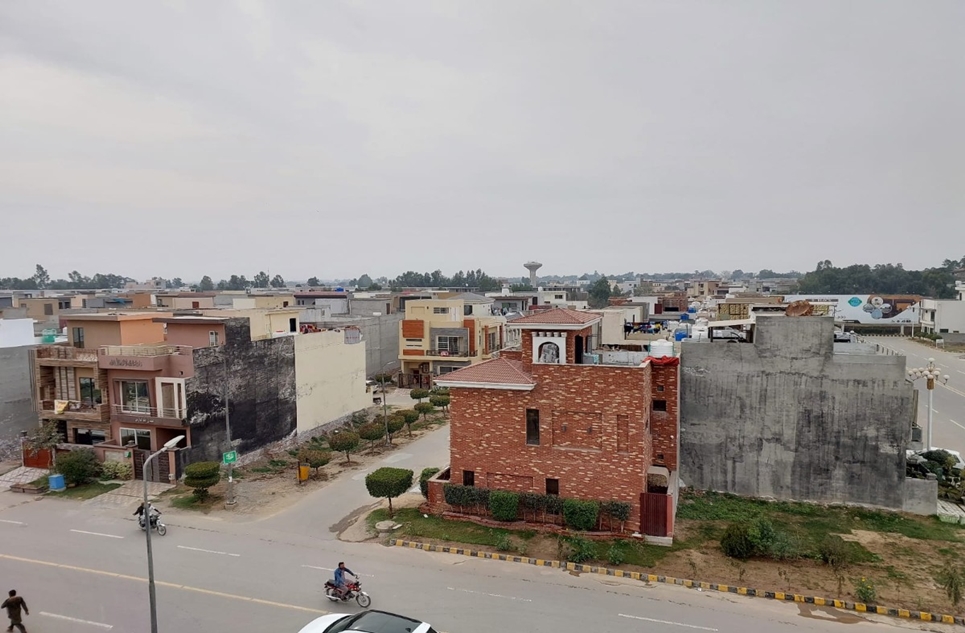5 marla plot for sale in Phase 2 Al-Kabir Town Lahore