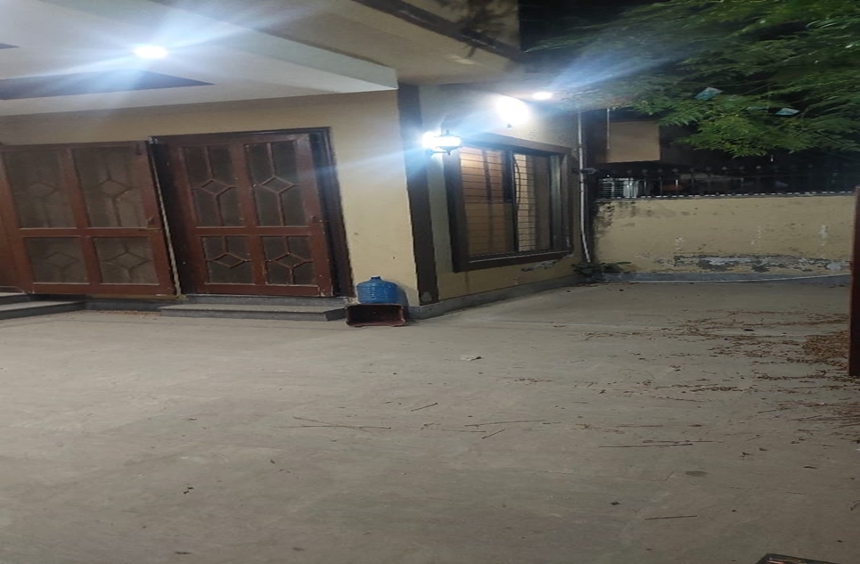 10 marla house for sale in Gulshan-e-Lahore Lahore
