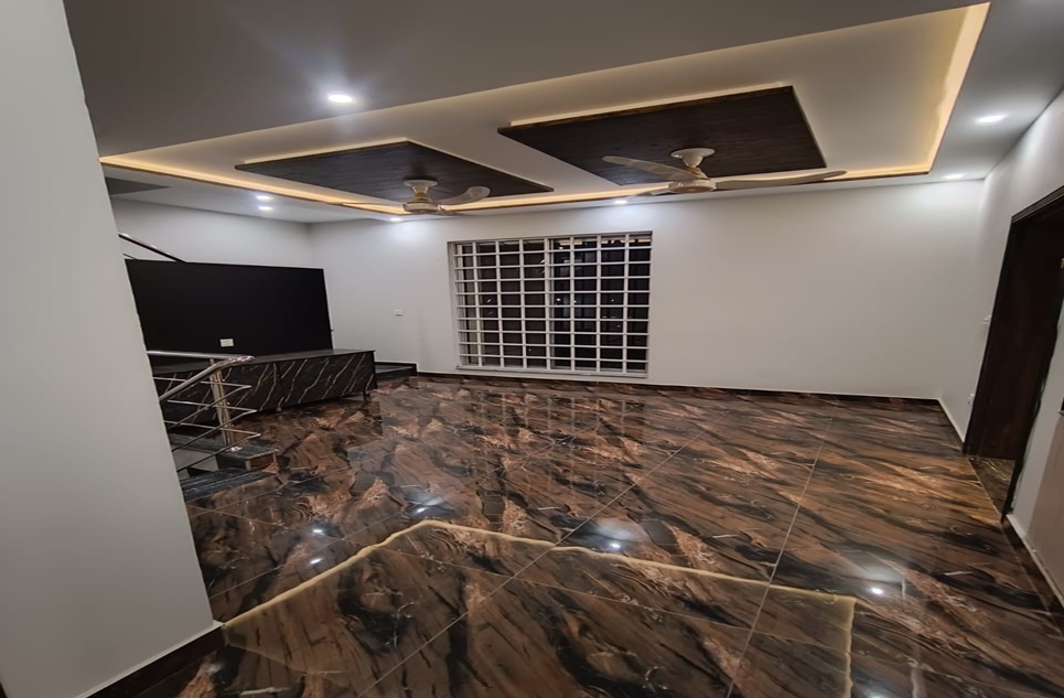 5 marla house for sale in Bahria Orchard Lahore