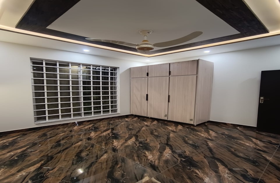 5 marla house for sale in Bahria Orchard Lahore
