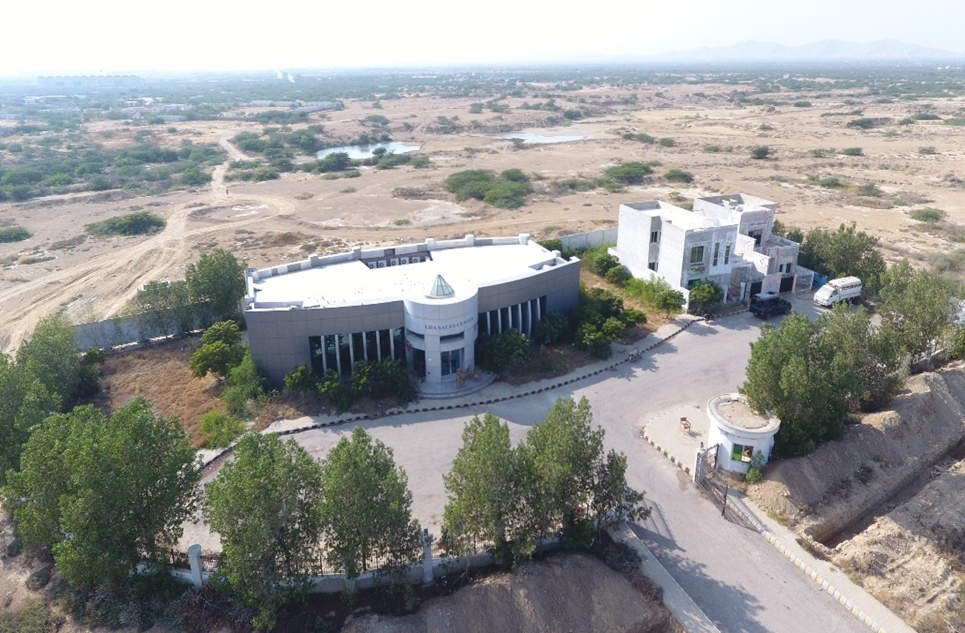 120 square yard plot for sale in Hawkes Bay Karachi