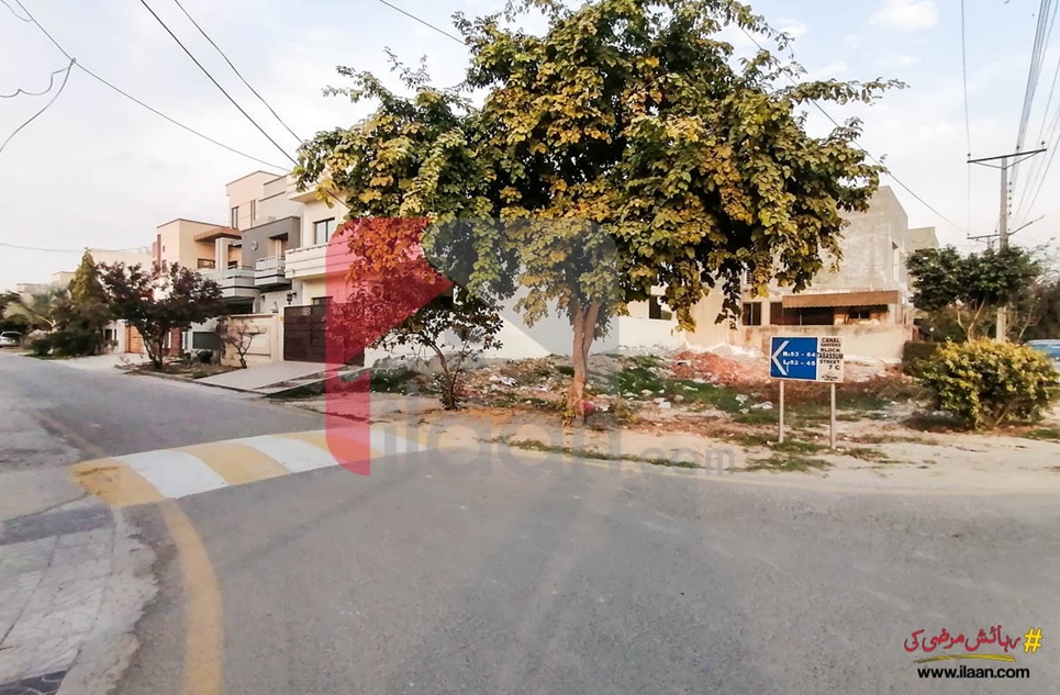 10 marla plot for sale in Canal Garden Lahore