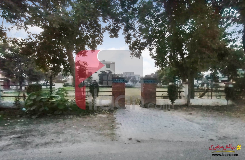 1 kanal plot for sale in Canal Garden Lahore