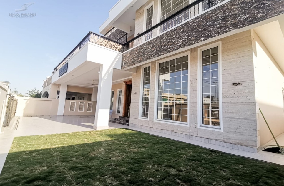 1 kanal house for sale in Phase 2 DHA Islamabad