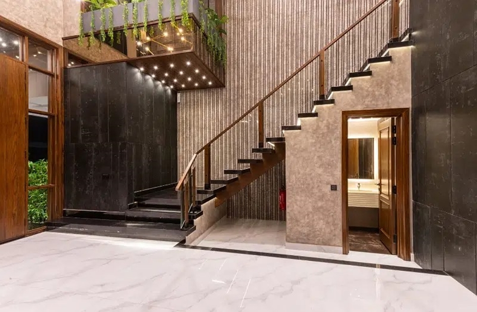 1 kanal house for rent in Phase 6 DHA Lahore